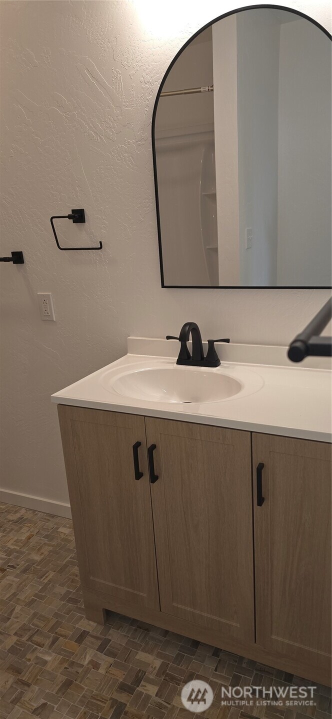 251 Spring View Place, Unit B Sequim, WA 98382 - Photo 10 of 23