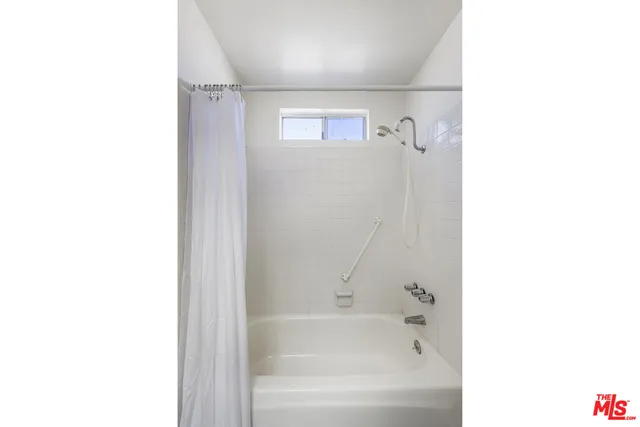 $799,000 | 11732 Moorpark Street, Unit I, Studio City, CA 91604