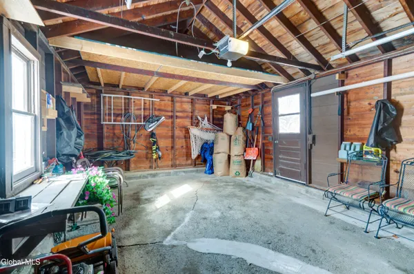 $229,900 | 647 Beaumond Place, Deerfield, NY 13502