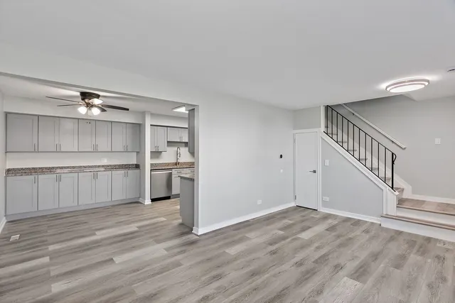 $259,900 | 1311 Kingsbury Drive, Unit E, Hanover Park, IL 60133