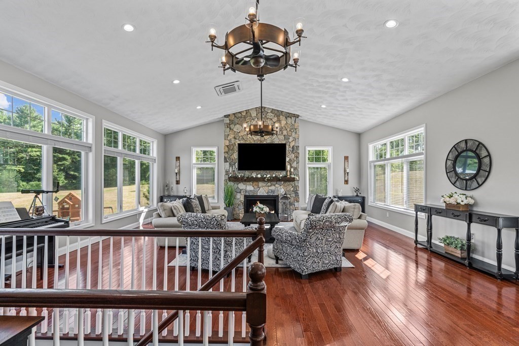 44 Reynolds Road Glocester, RI 02814 - Photo 6 of 42