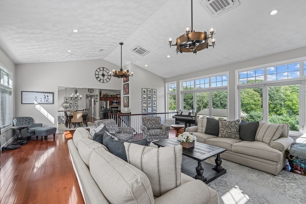44 Reynolds Road Glocester, RI 02814 - Photo 10 of 42