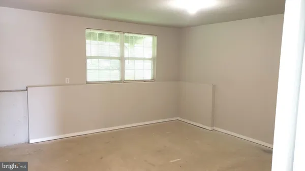 $2,050 | 151 South Riding Boulevard, Wilmington, DE 19808
