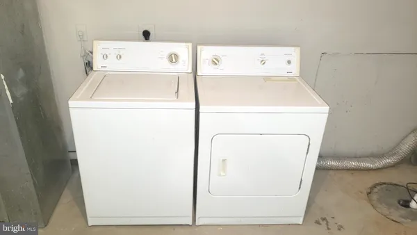 $2,050 | 151 South Riding Boulevard, Wilmington, DE 19808