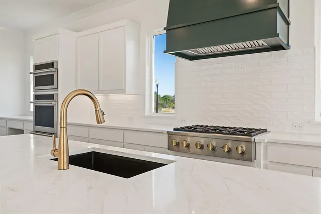 $975,000 | 601 Eagle Court West, Aledo, TX 76008