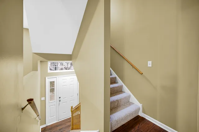 $2,695 | 3473 Ravinia Circle, Aurora, IL 60504