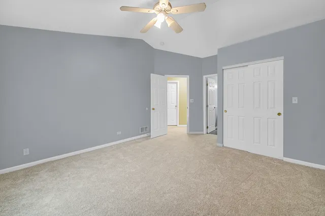 $2,695 | 3473 Ravinia Circle, Aurora, IL 60504