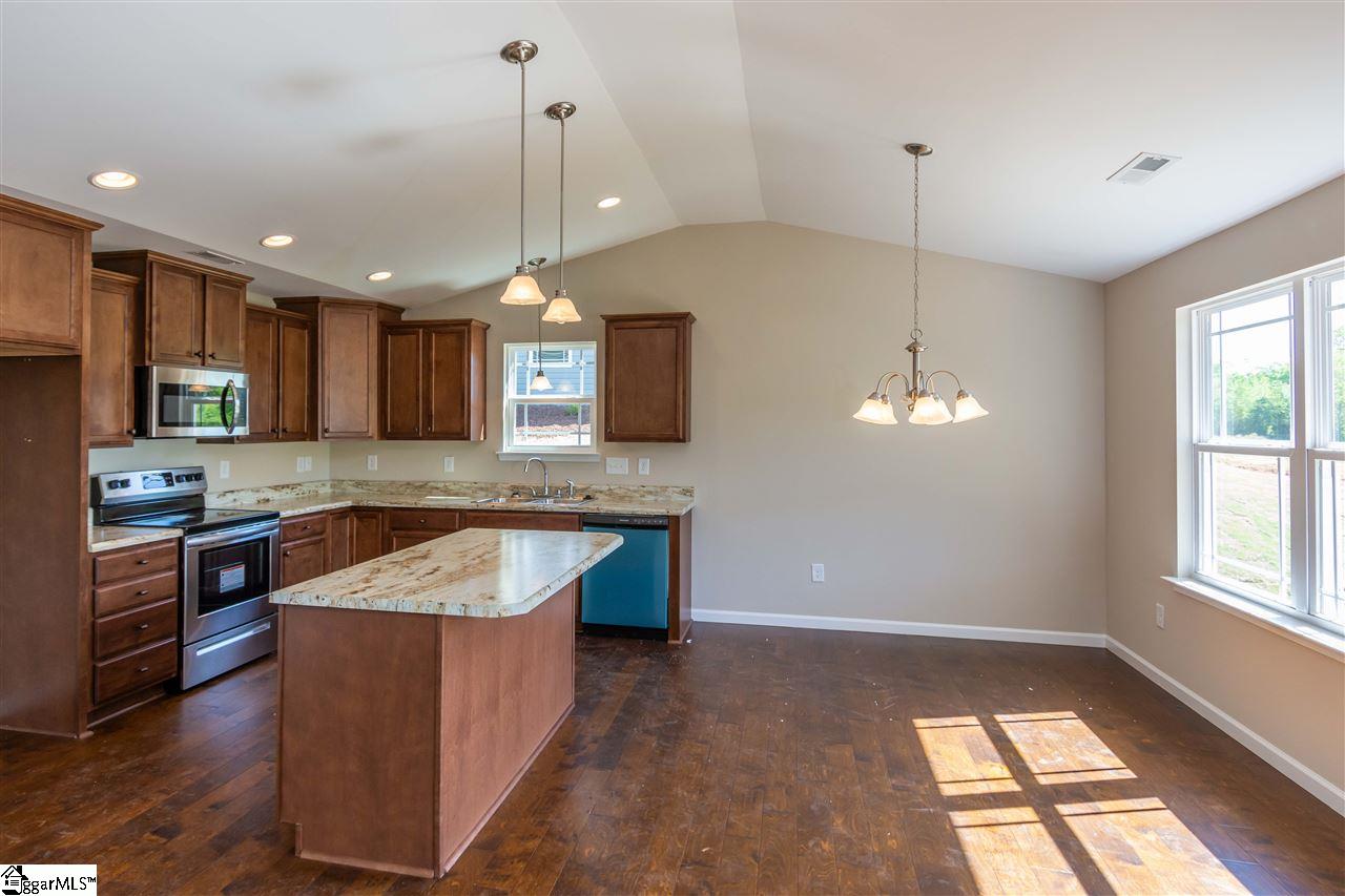 113 Lyman Lake Road Lyman, SC 29365 - Photo 8 of 26