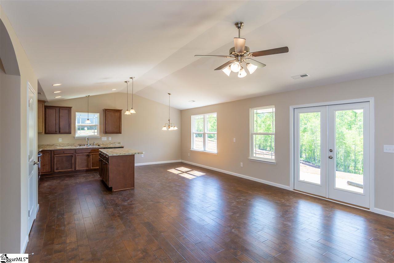113 Lyman Lake Road Lyman, SC 29365 - Photo 9 of 26