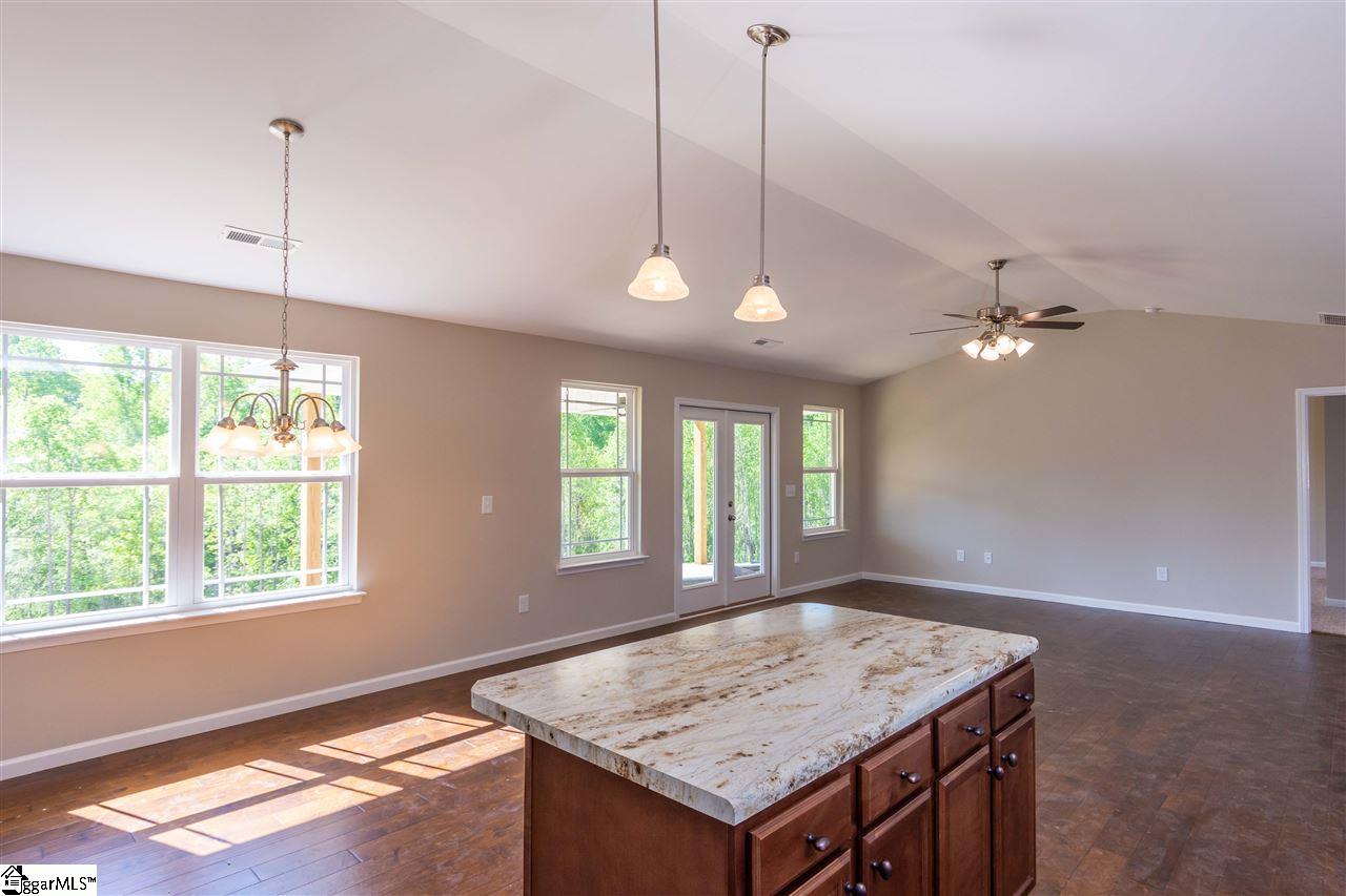 113 Lyman Lake Road Lyman, SC 29365 - Photo 10 of 26