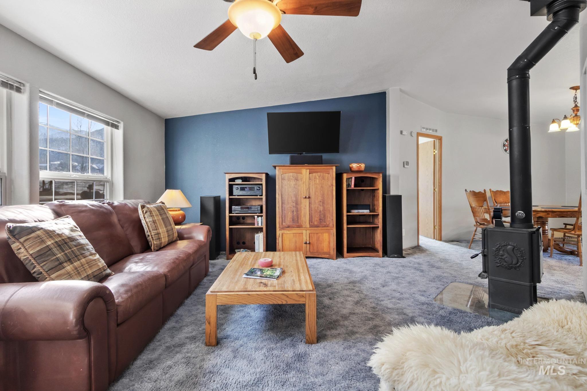 142 Mores Creek Rim Road Boise, ID 83716 - Photo 7 of 32