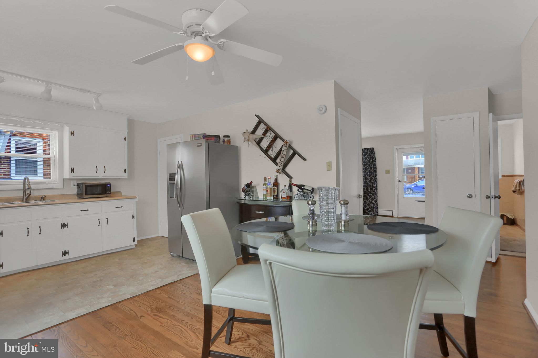 336 Devonshire Road Hagerstown, MD 21740 - Photo 6 of 32 Could easily fit small island for more space