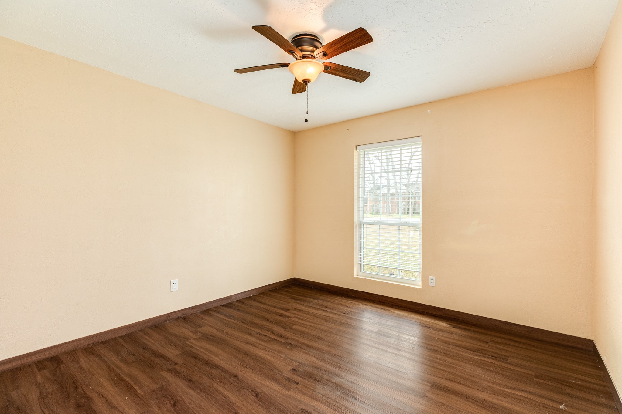 400 Pecan Estates Road, Unit C616R Angleton, TX 77515 - Photo 13 of 21