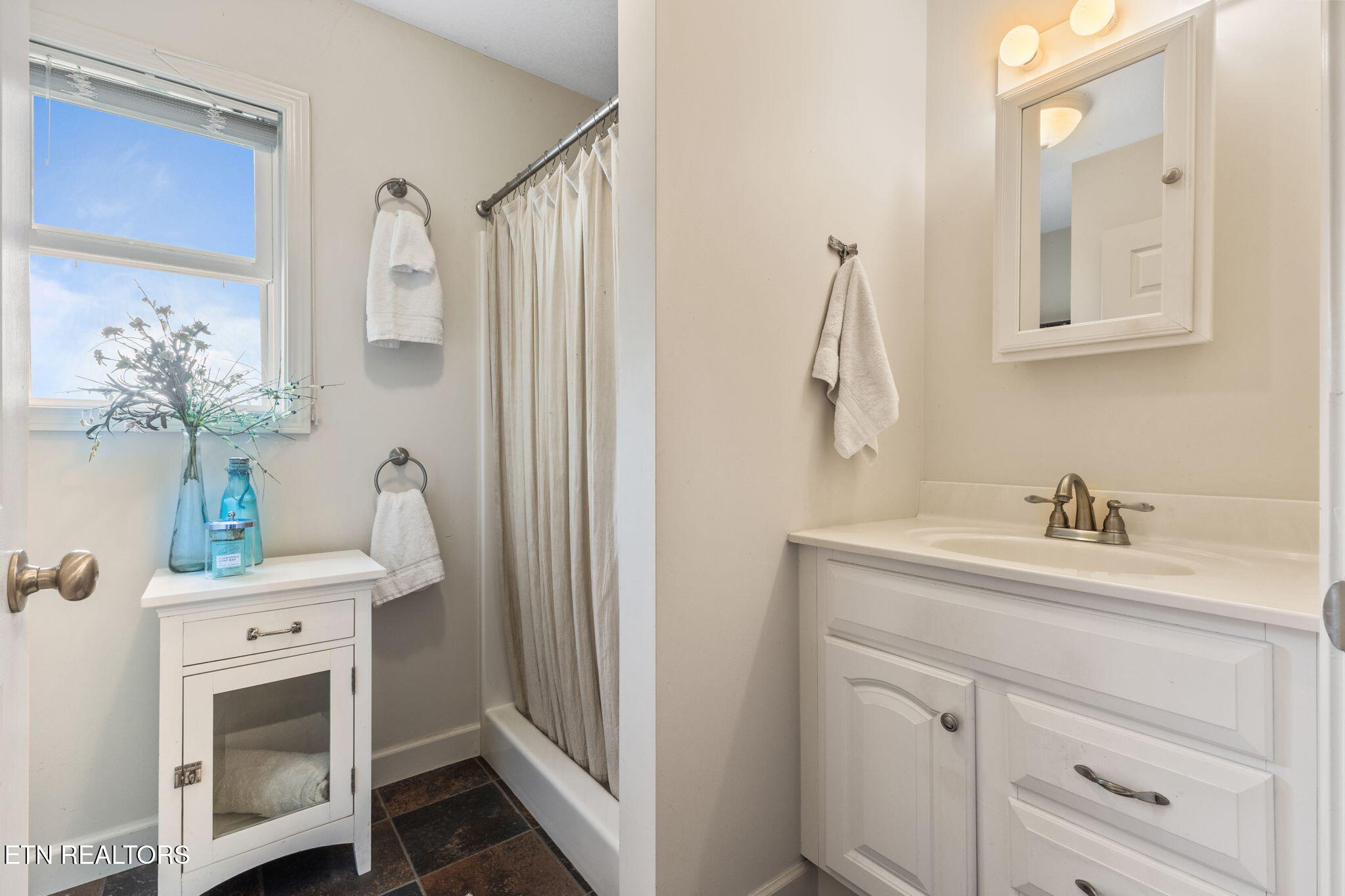 891 New Harvest Road Washburn, TN 37888 - Photo 22 of 43 Bathroom