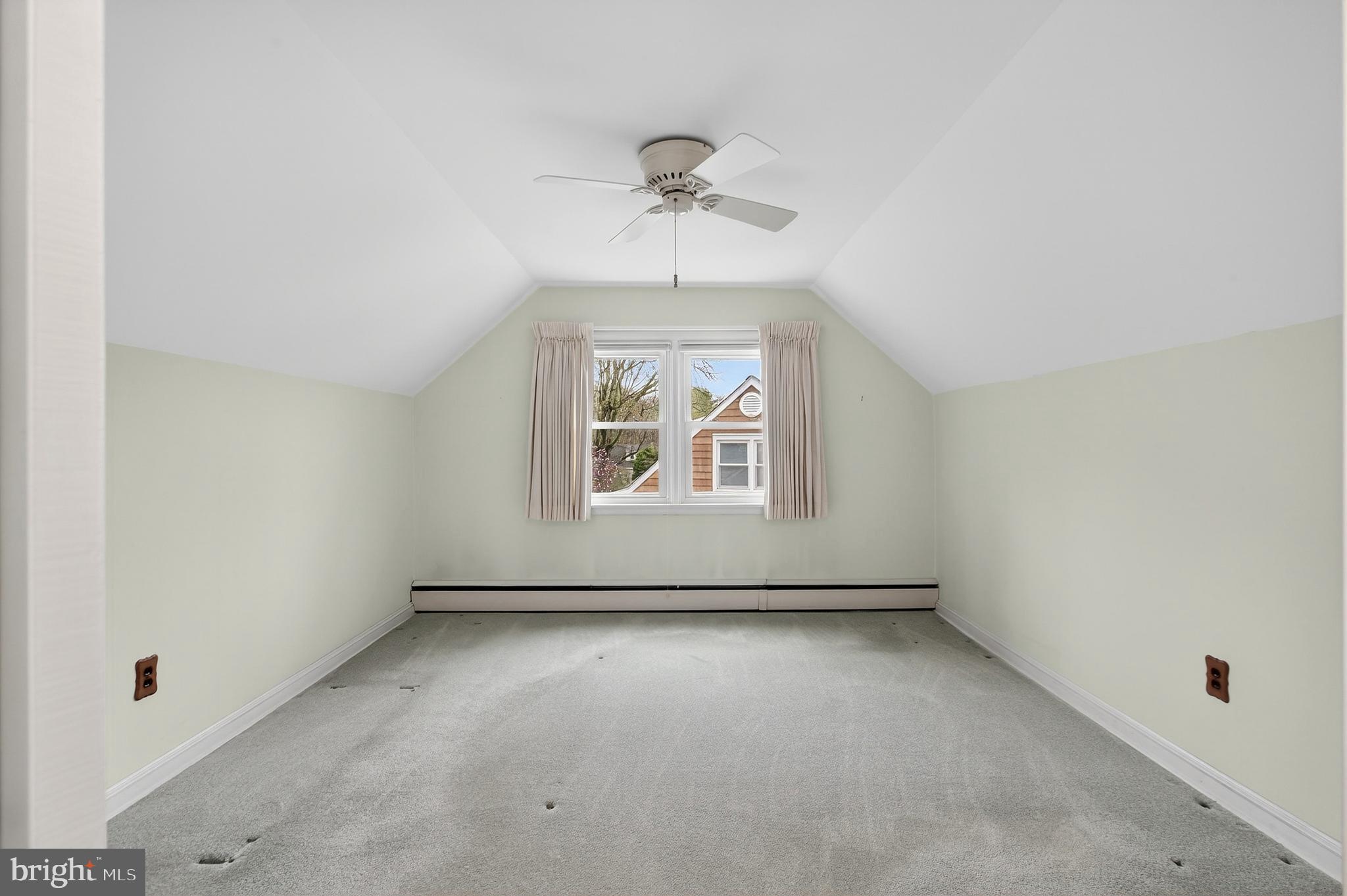 821 Kenyon Lane Newark, DE 19711 - Photo 27 of 50 a view of an empty room with a window