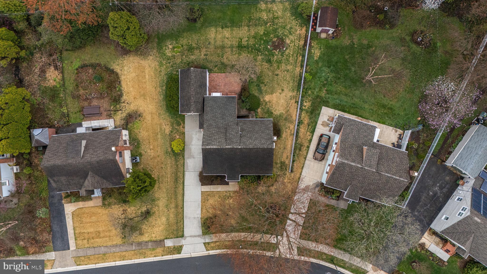 821 Kenyon Lane Newark, DE 19711 - Photo 46 of 50 an aerial view of a house with outdoor space and street view