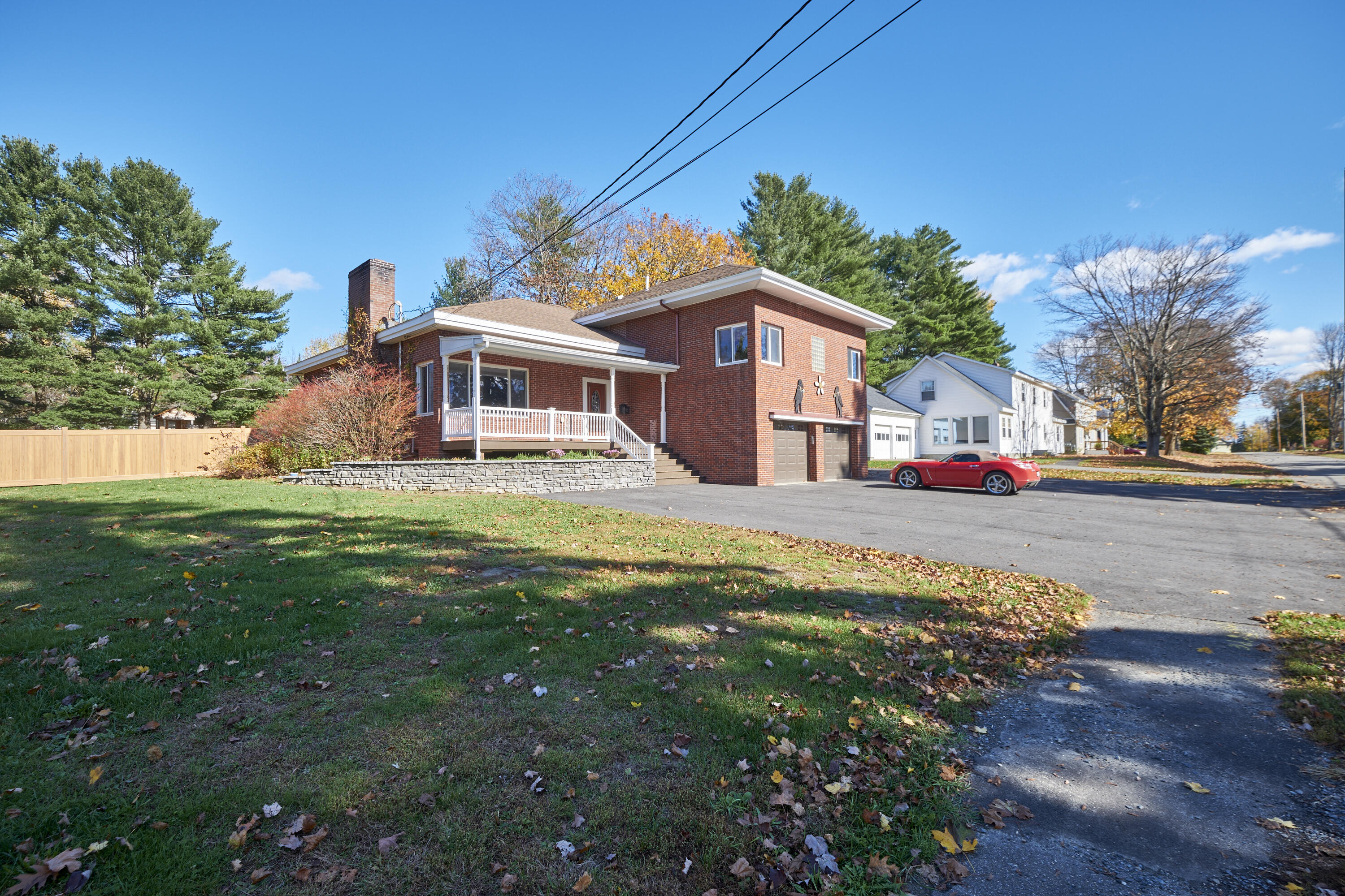 31 Johnson Heights, Waterville, ME 04901 Compass