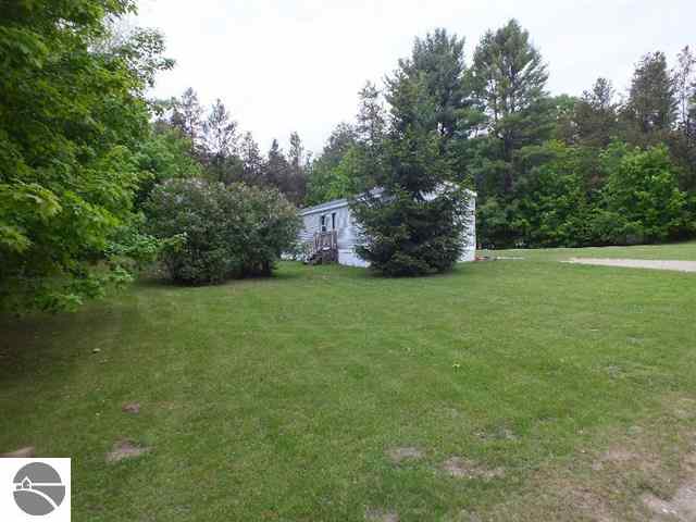 10805 Coster Road Southwest Fife Lake, MI 49633 - Photo 27 of 29 1746356-26.JPG