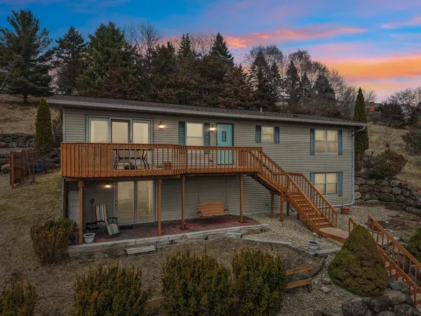 $399,900 | N2759 Cross Street, Lodi, WI 53555