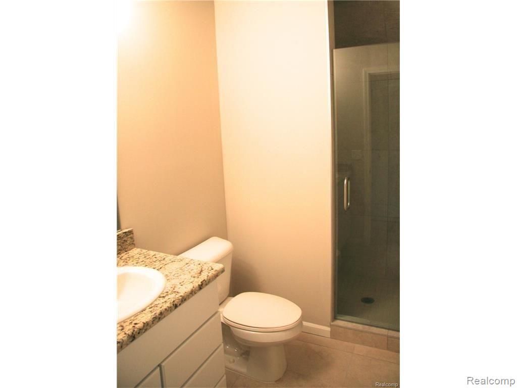 1236 Maple Drive Rochester, MI 48307 - Photo 14 of 31