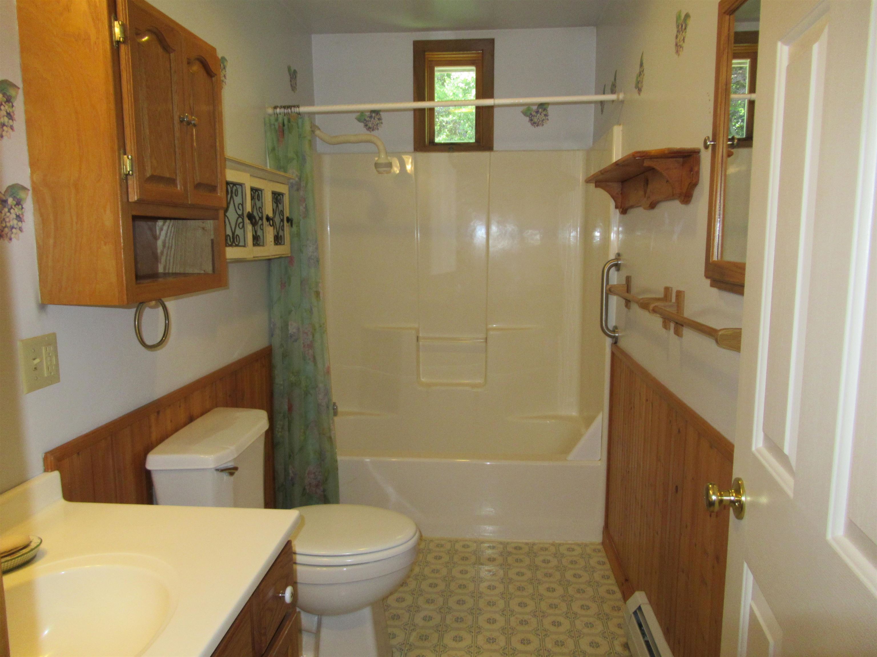 48 Wilsons Woods Road Brattleboro, VT 05301 - Photo 10 of 32 Gallery Image 10