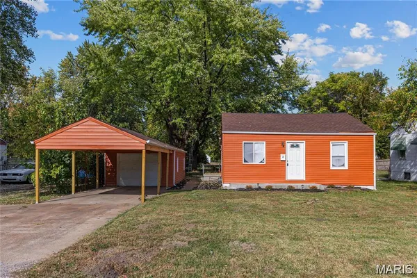 $1,350 | 23 Kinder Street, Cahokia, IL 62206