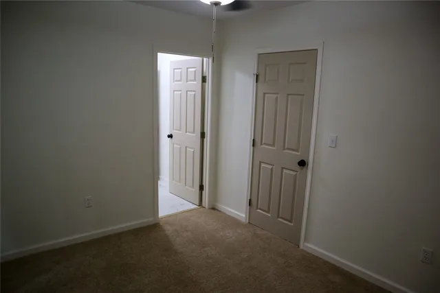 $1,600 | 621 North Street, Crosby, TX 77532