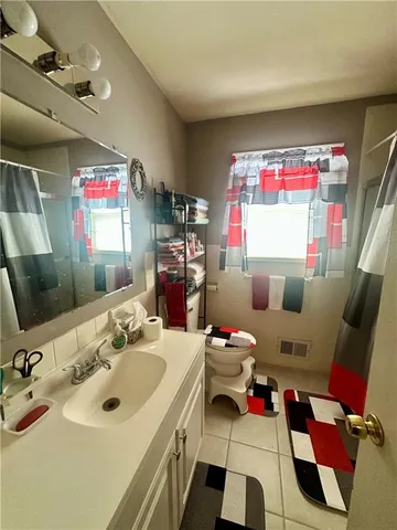 $270,000 | 10601 East 78th Terrace, Raytown, MO 64138