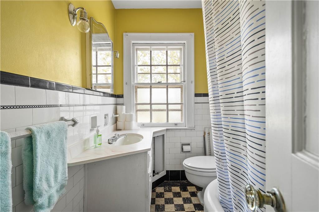 426 Bigham Street Pittsburgh, PA 15211 - Photo 13 of 31