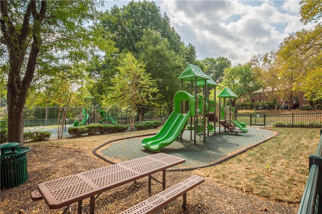 426 Bigham Street Pittsburgh, PA 15211 - Photo 26 of 31