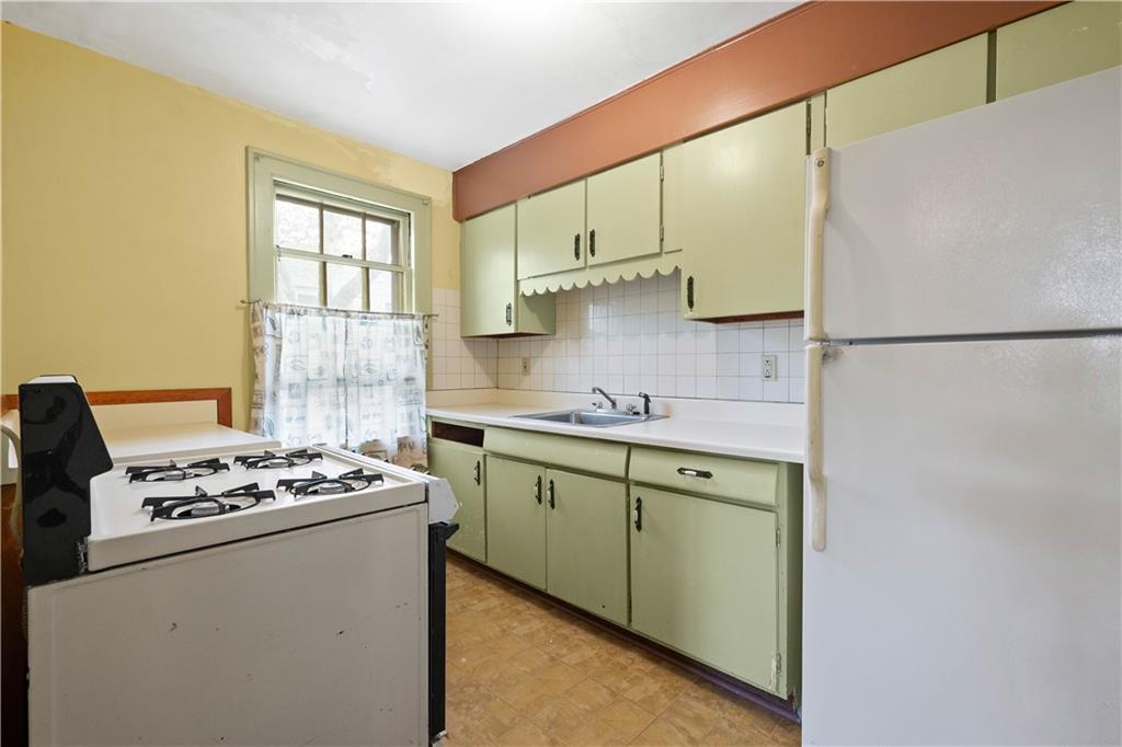 426 Bigham Street Pittsburgh, PA 15211 - Photo 9 of 31