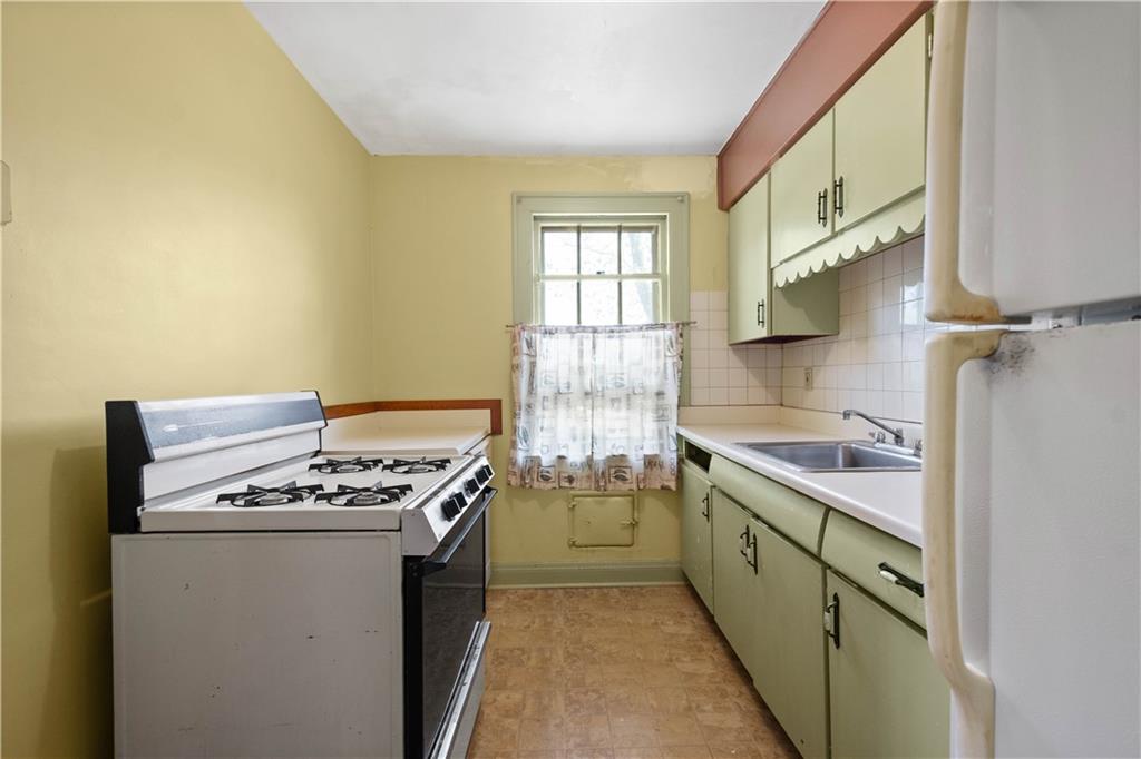 426 Bigham Street Pittsburgh, PA 15211 - Photo 10 of 31