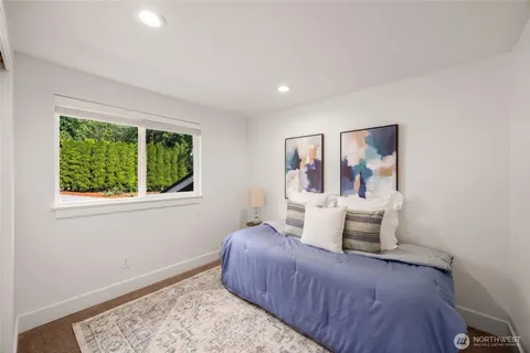 $1,395,000 | 21604 78th Avenue Southeast, Woodinville, WA 98072