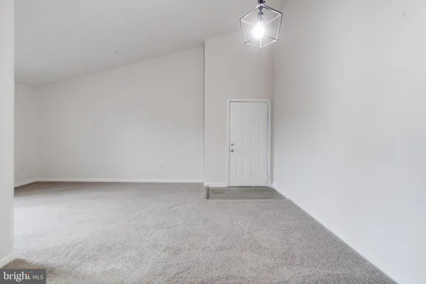 $225,000 | 306 Blue Water Court, Unit 301, Glen Burnie, MD 21060