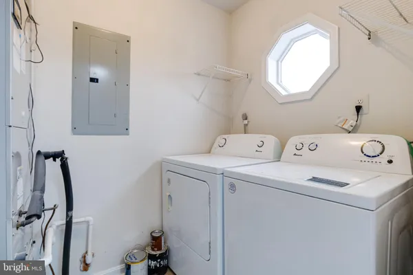 $225,000 | 306 Blue Water Court, Unit 301, Glen Burnie, MD 21060