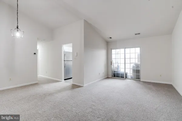 $225,000 | 306 Blue Water Court, Unit 301, Glen Burnie, MD 21060