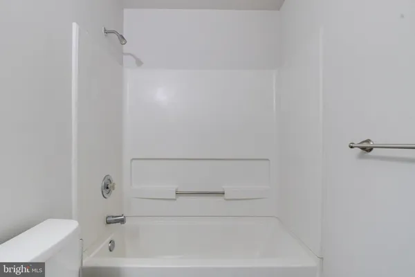 $225,000 | 306 Blue Water Court, Unit 301, Glen Burnie, MD 21060