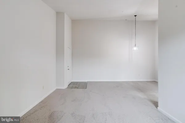 $225,000 | 306 Blue Water Court, Unit 301, Glen Burnie, MD 21060