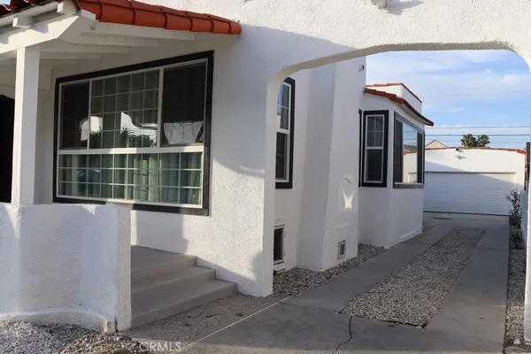a view of a pathway of a building