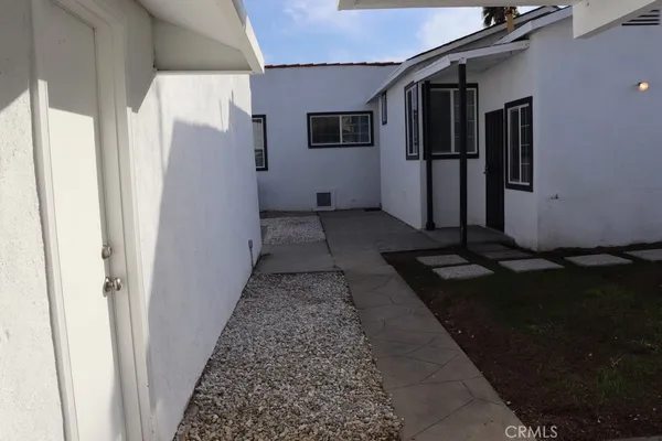 $999,000 | 1917 West 74th Street, Los Angeles, CA 90047