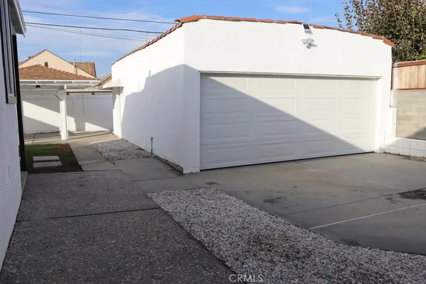 $999,000 | 1917 West 74th Street, Los Angeles, CA 90047