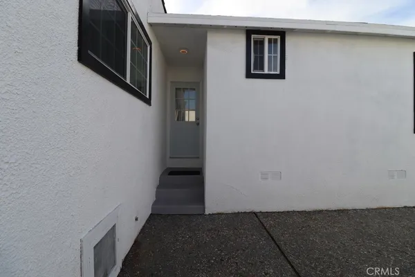 $999,000 | 1917 West 74th Street, Los Angeles, CA 90047