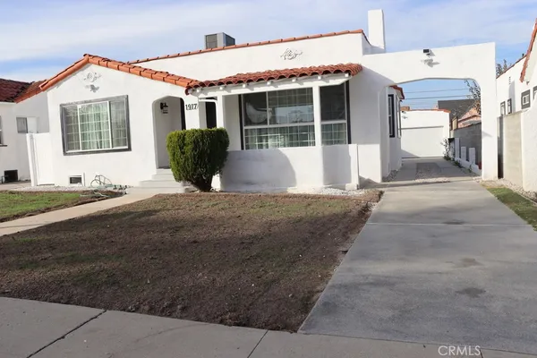 $999,000 | 1917 West 74th Street, Los Angeles, CA 90047
