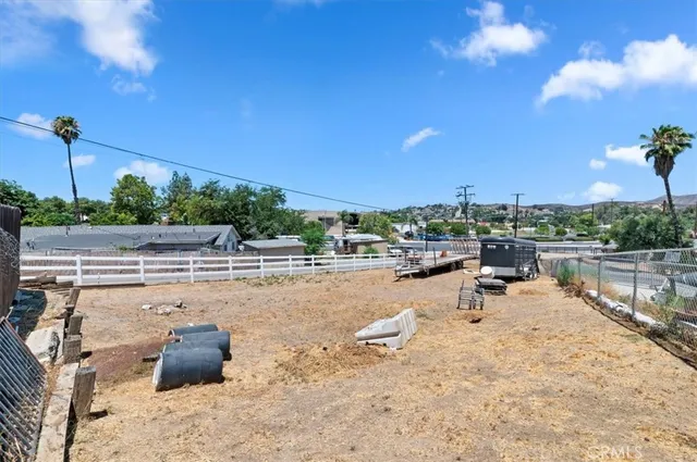 $999,000 | 7245 Marilyn Drive, Corona, CA 92881