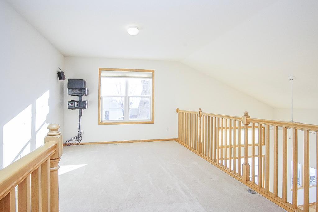 8024 Autumn Ridge Way Chanhassen, MN 55317 - Photo 19 of 34 Gallery Image 19