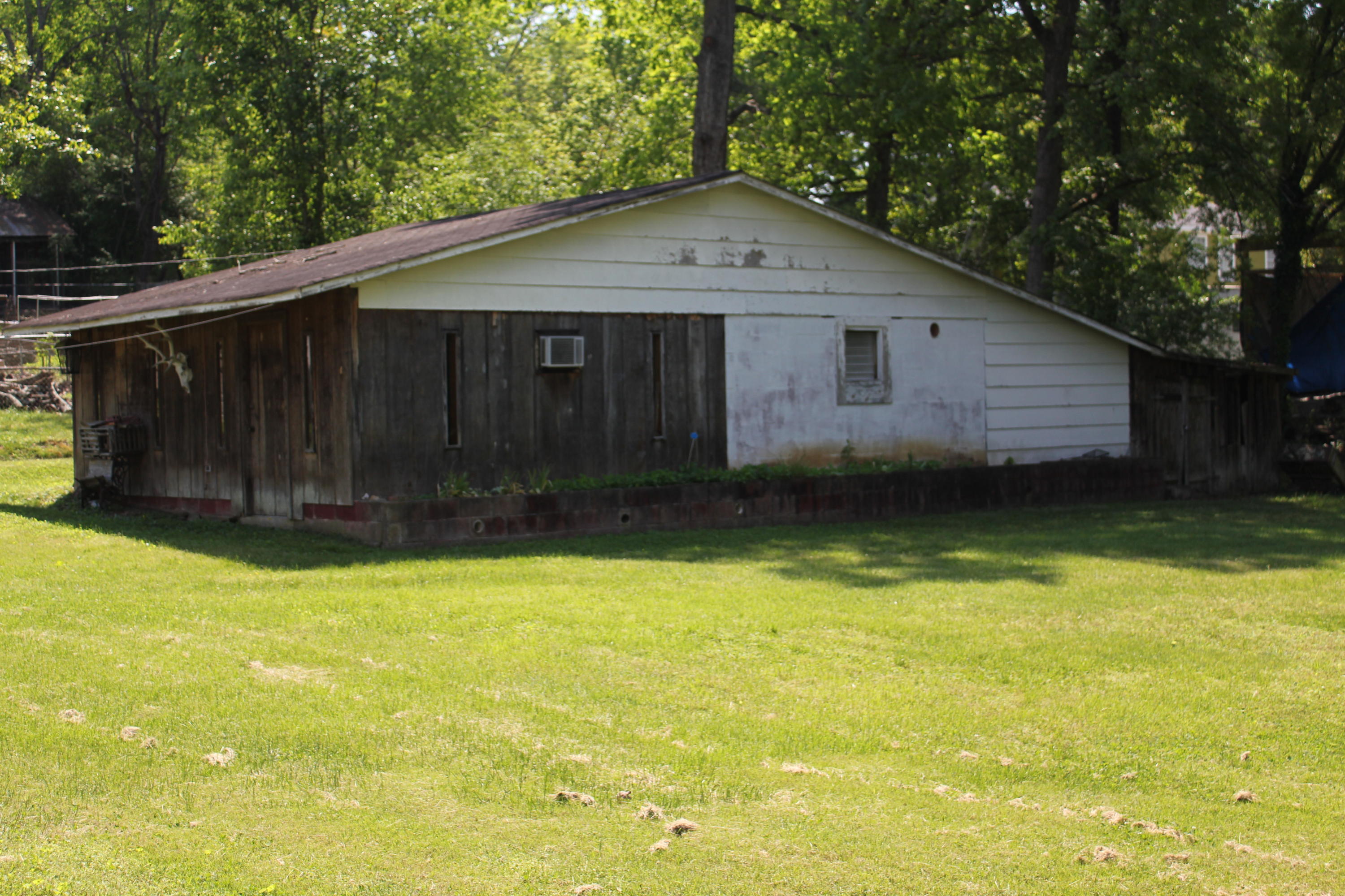 1424 Williams Road Hixson, TN 37343 - Photo 4 of 24 IMG_4286