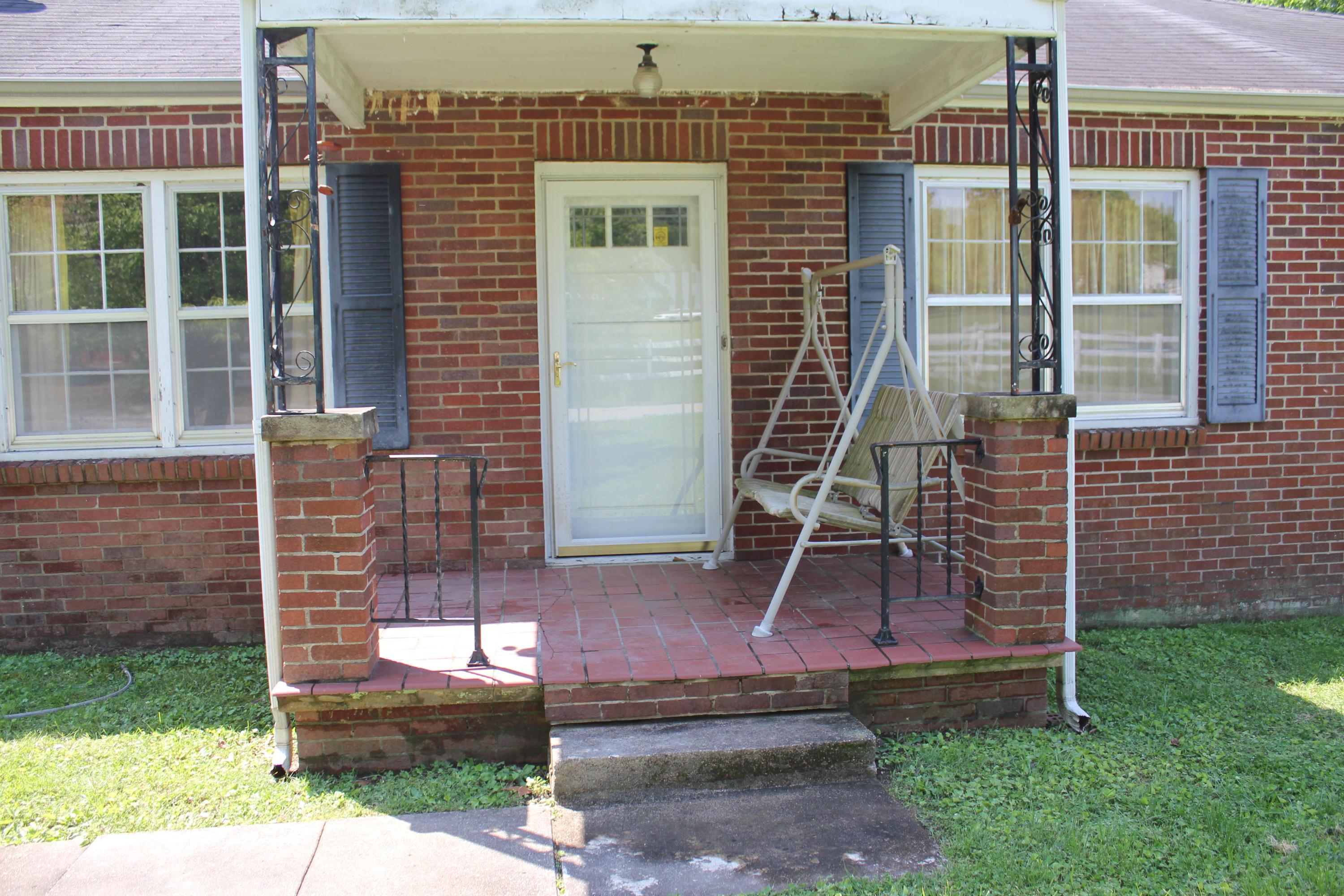 1424 Williams Road Hixson, TN 37343 - Photo 6 of 24 IMG_4288