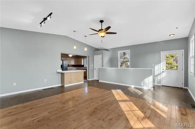 $215,000 | 600 East Center Street, Troy, IL 62294