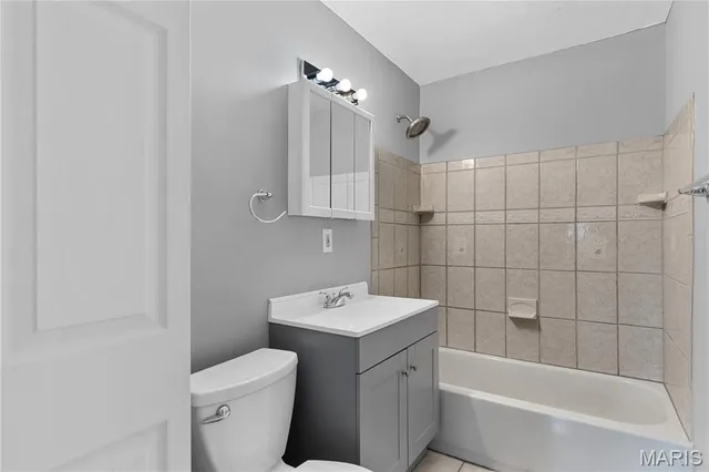 $215,000 | 600 East Center Street, Troy, IL 62294