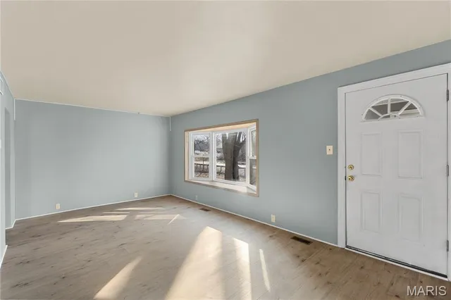 $215,000 | 600 East Center Street, Troy, IL 62294